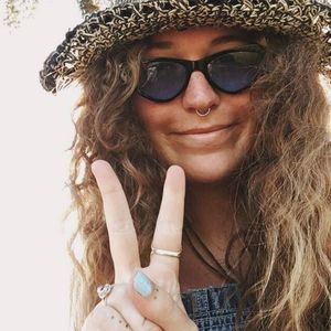 Meet your Posher, Rose